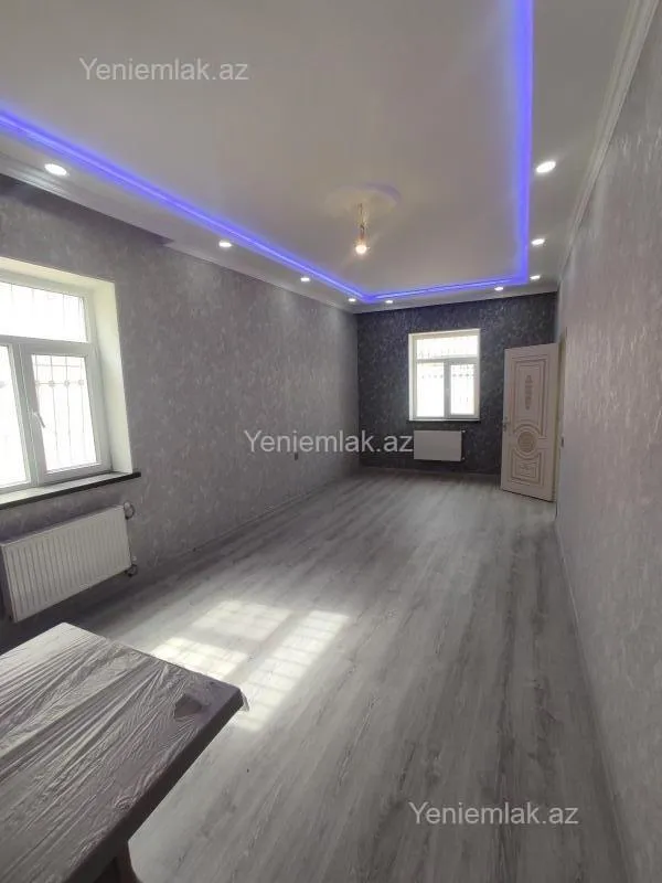 Satılır 4 otaqlı həyət evi 150 m²