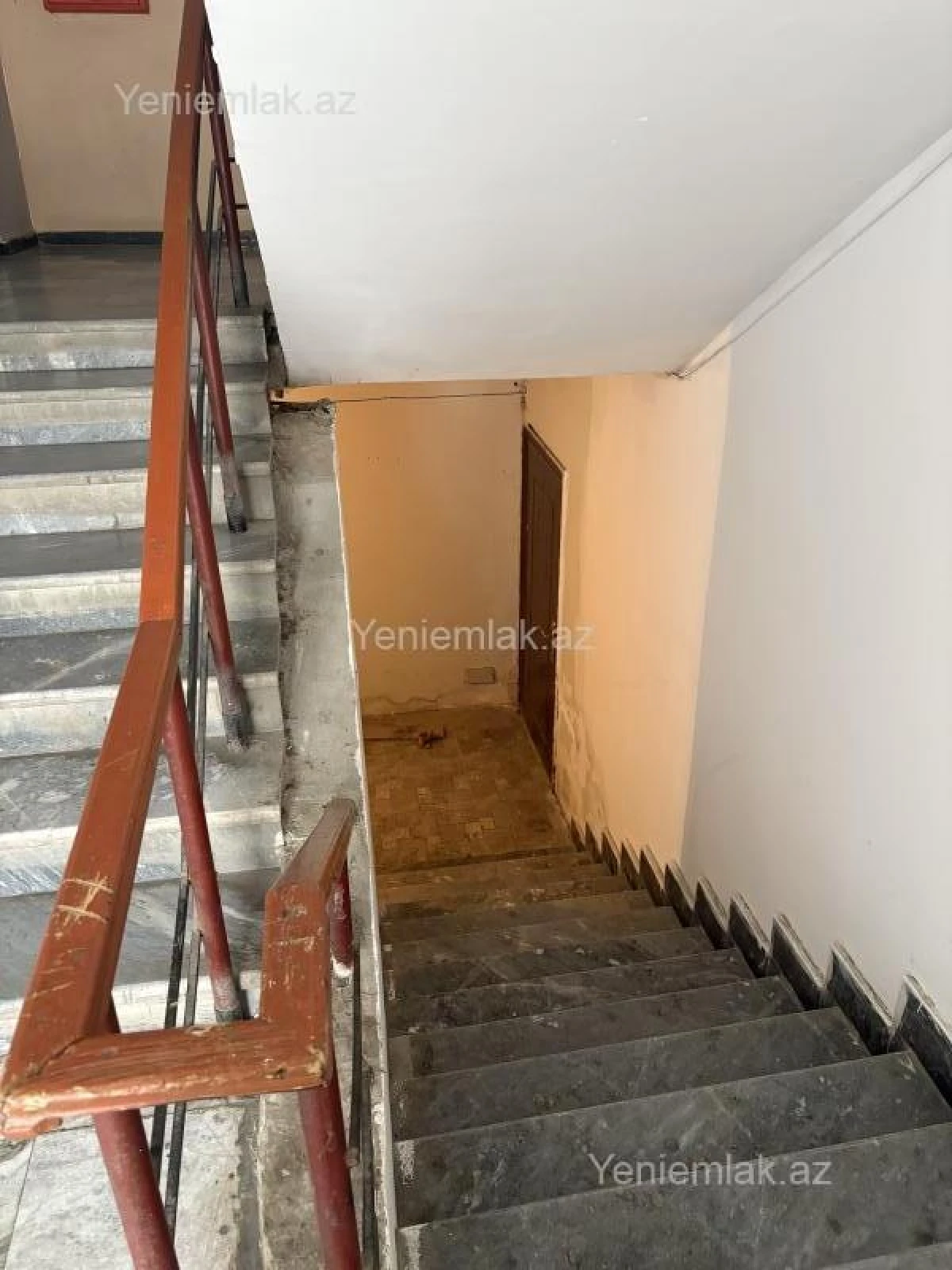Satılır 4 otaqlı obyekt 125 m²
