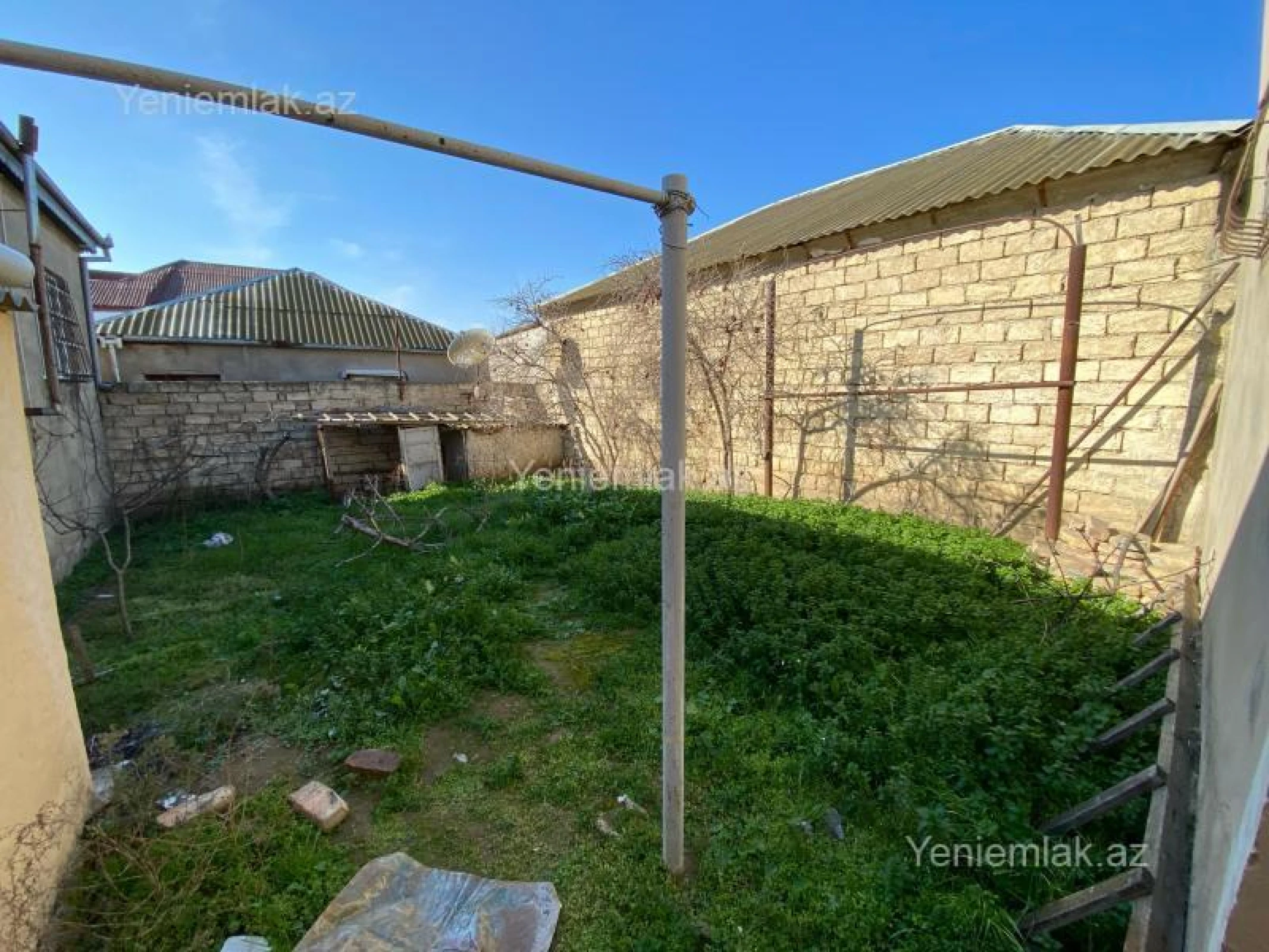 Satılır 5 otaqlı həyət evi 120 m²