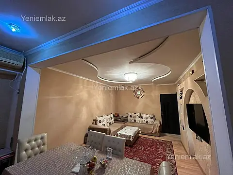 Satılır 3 otaqlı köhnə tikili 73 m²