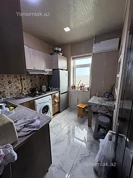 Satılır 2 otaqlı köhnə tikili 55 m²