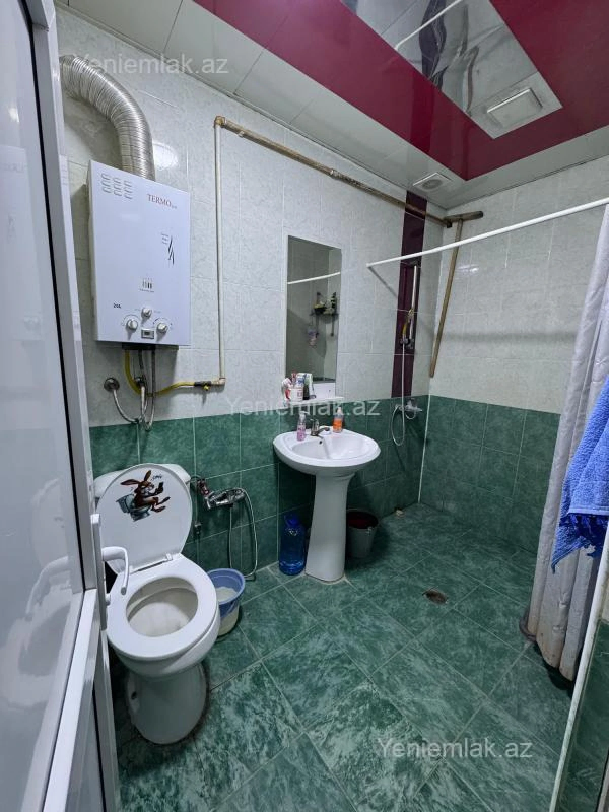 Satılır 2 otaqlı köhnə tikili 55 m²