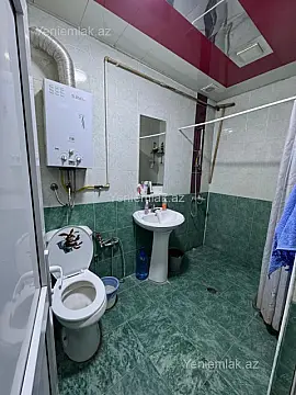 Satılır 2 otaqlı köhnə tikili 55 m²