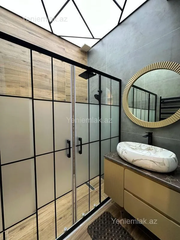 Satılır 3 otaqlı yeni tikili 105 m²