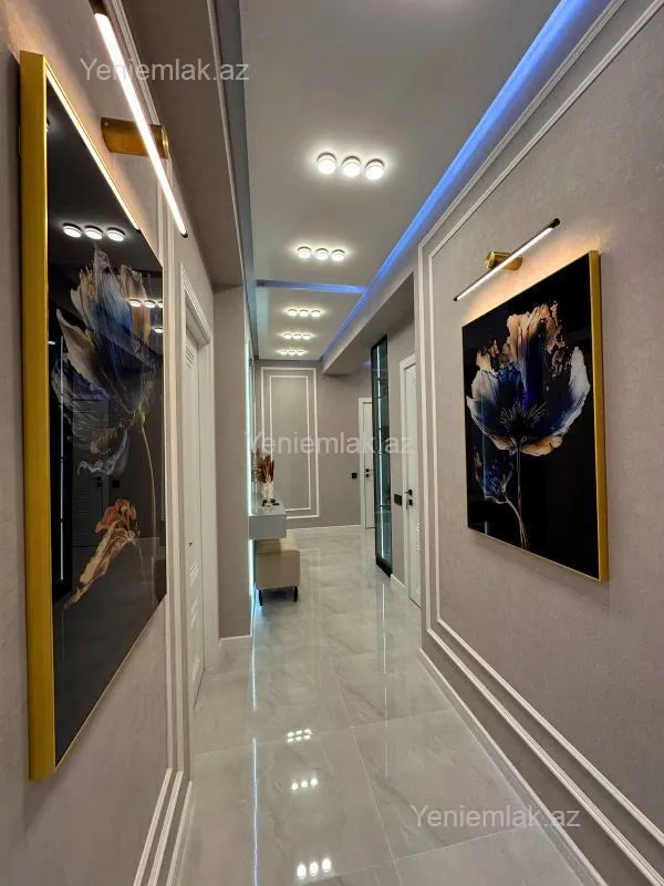 Satılır 3 otaqlı yeni tikili 105 m²