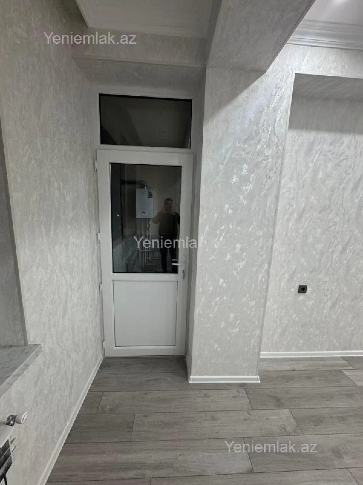 Satılır 3 otaqlı yeni tikili 86 m²