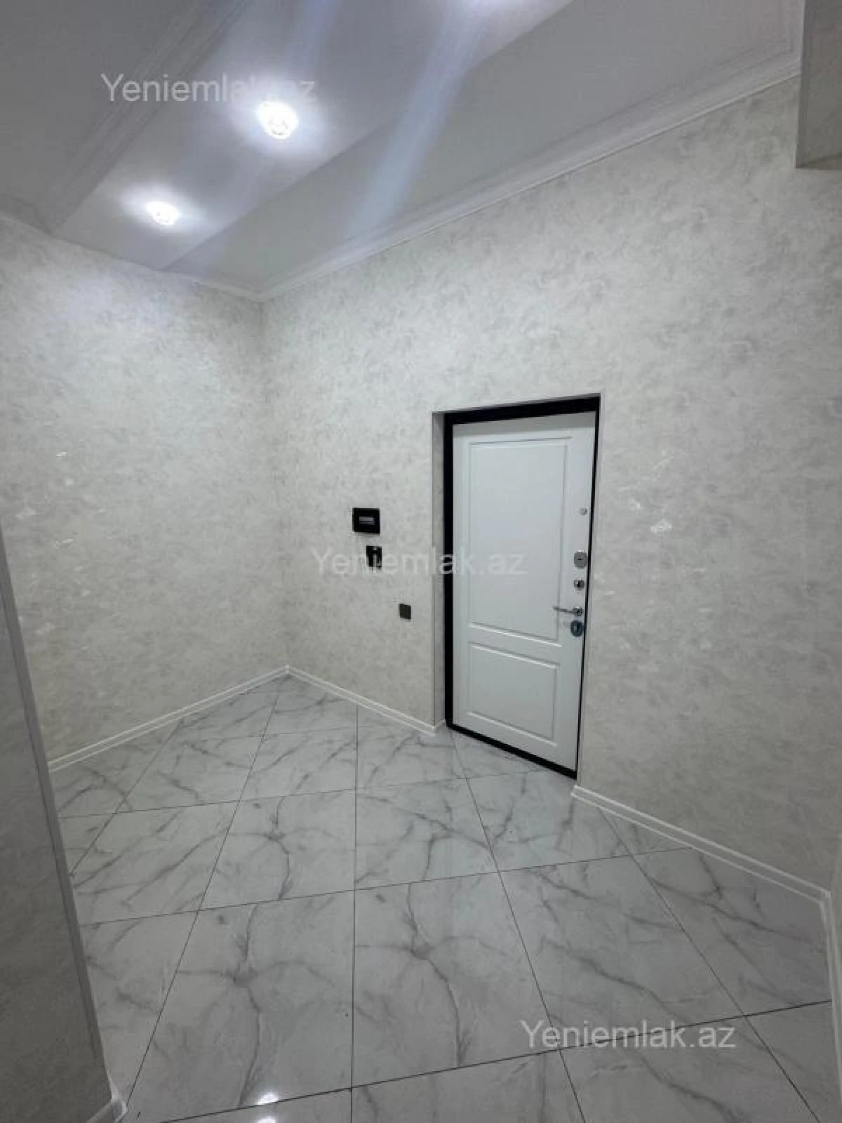 Satılır 3 otaqlı yeni tikili 86 m²