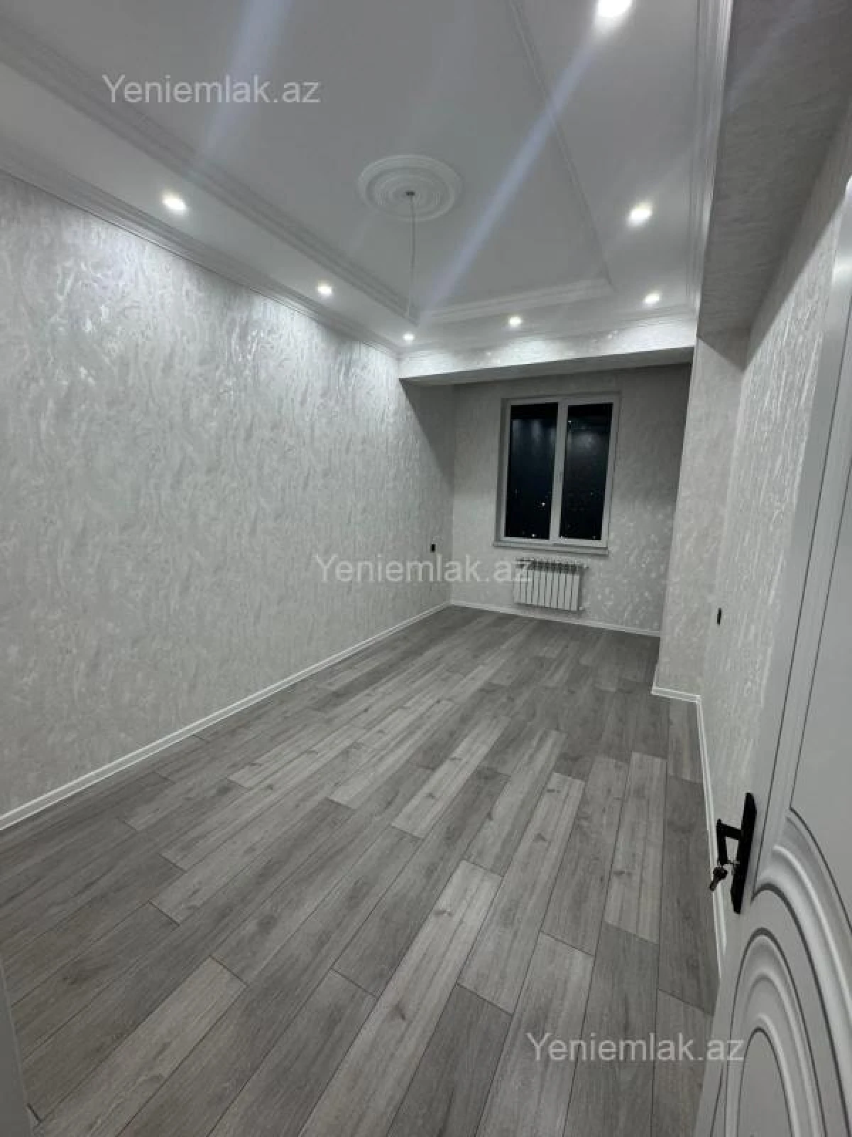 Satılır 3 otaqlı yeni tikili 86 m²
