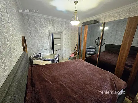 Satılır 2 otaqlı köhnə tikili 60 m²