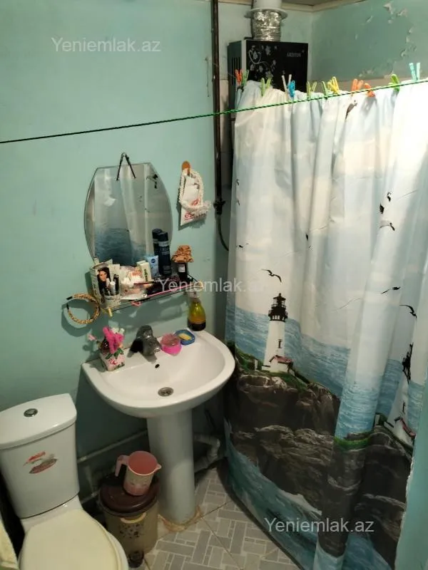 Satılır 1 otaqlı köhnə tikili 31 m²