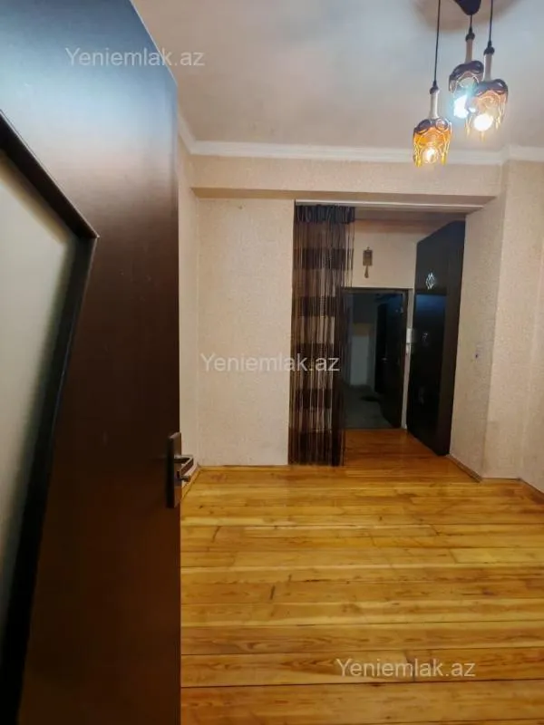 Satılır 3 otaqlı yeni tikili 107 m²