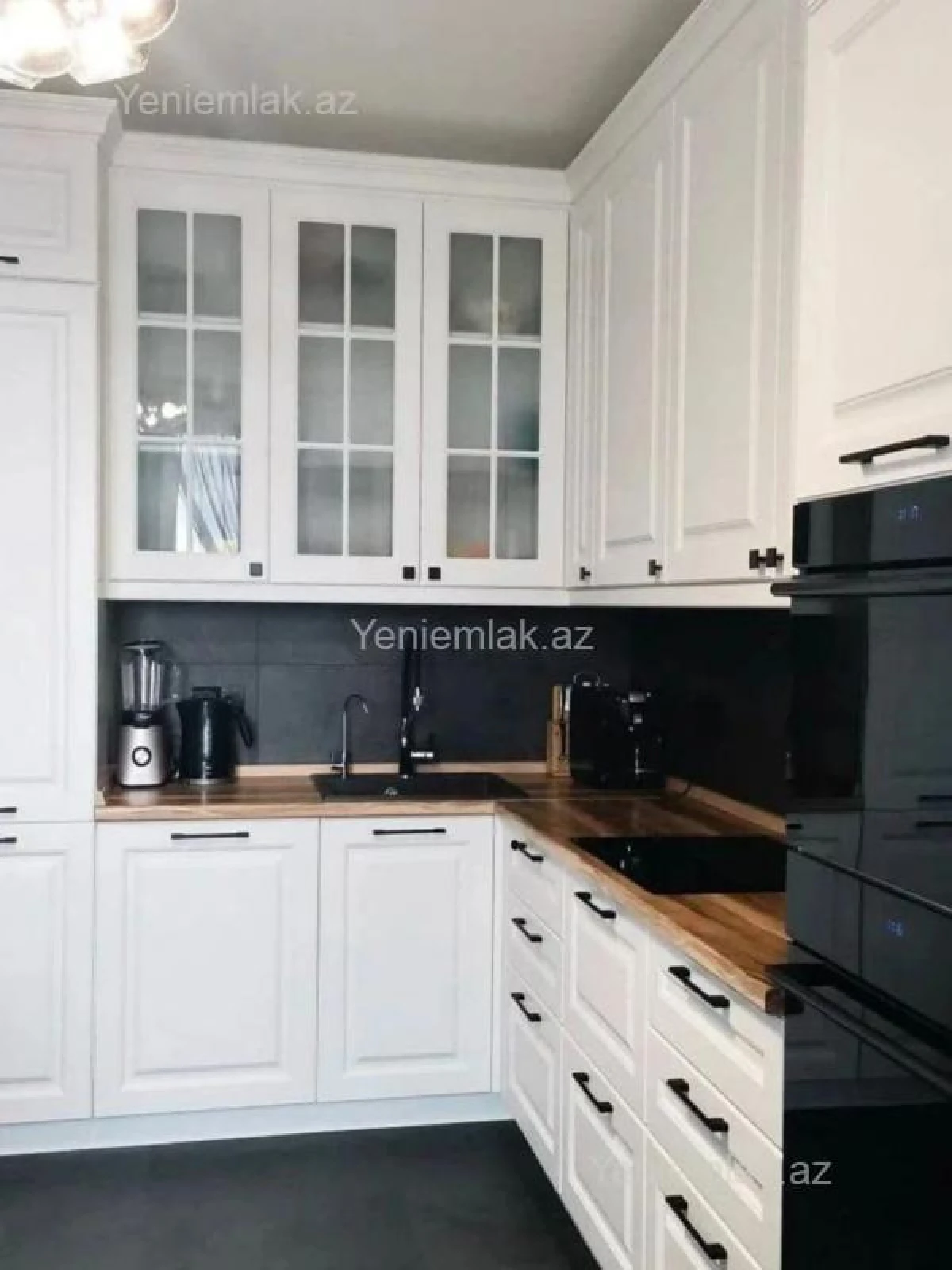 Satılır 2 otaqlı köhnə tikili 65 m²