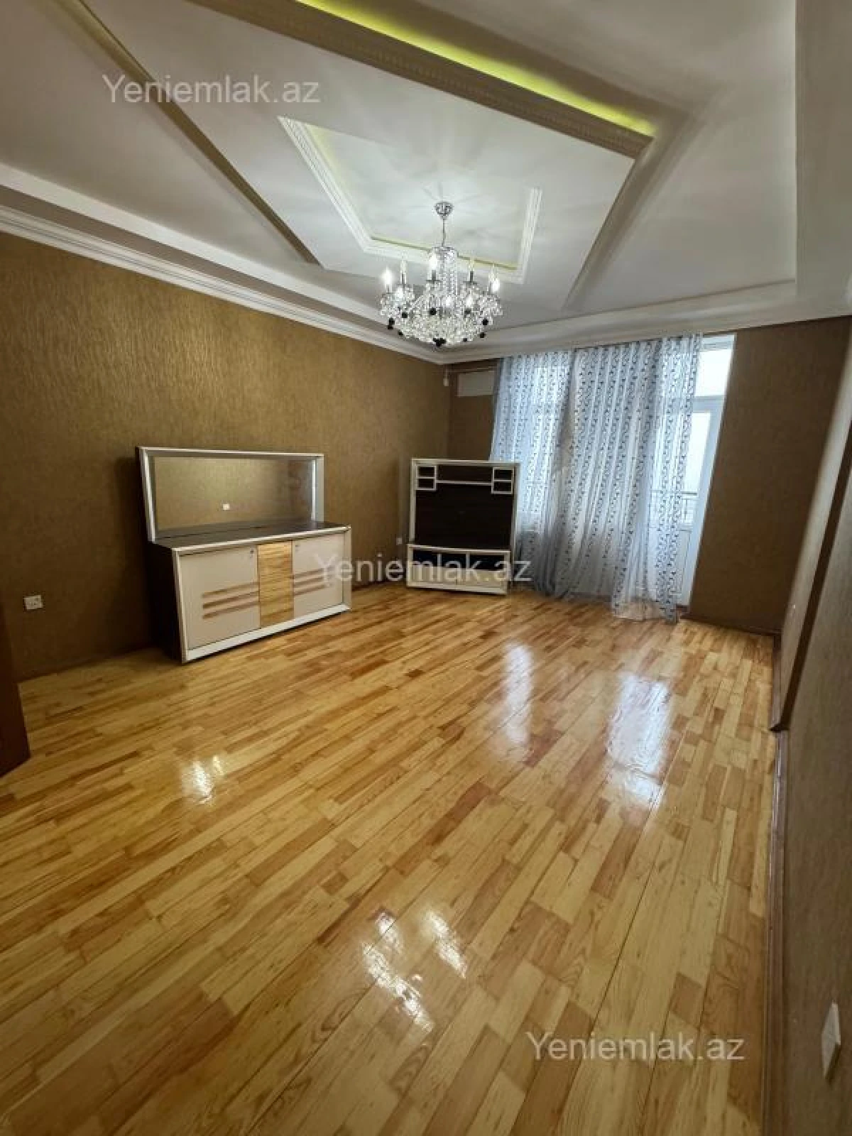 Satılır 3 otaqlı yeni tikili 105 m²