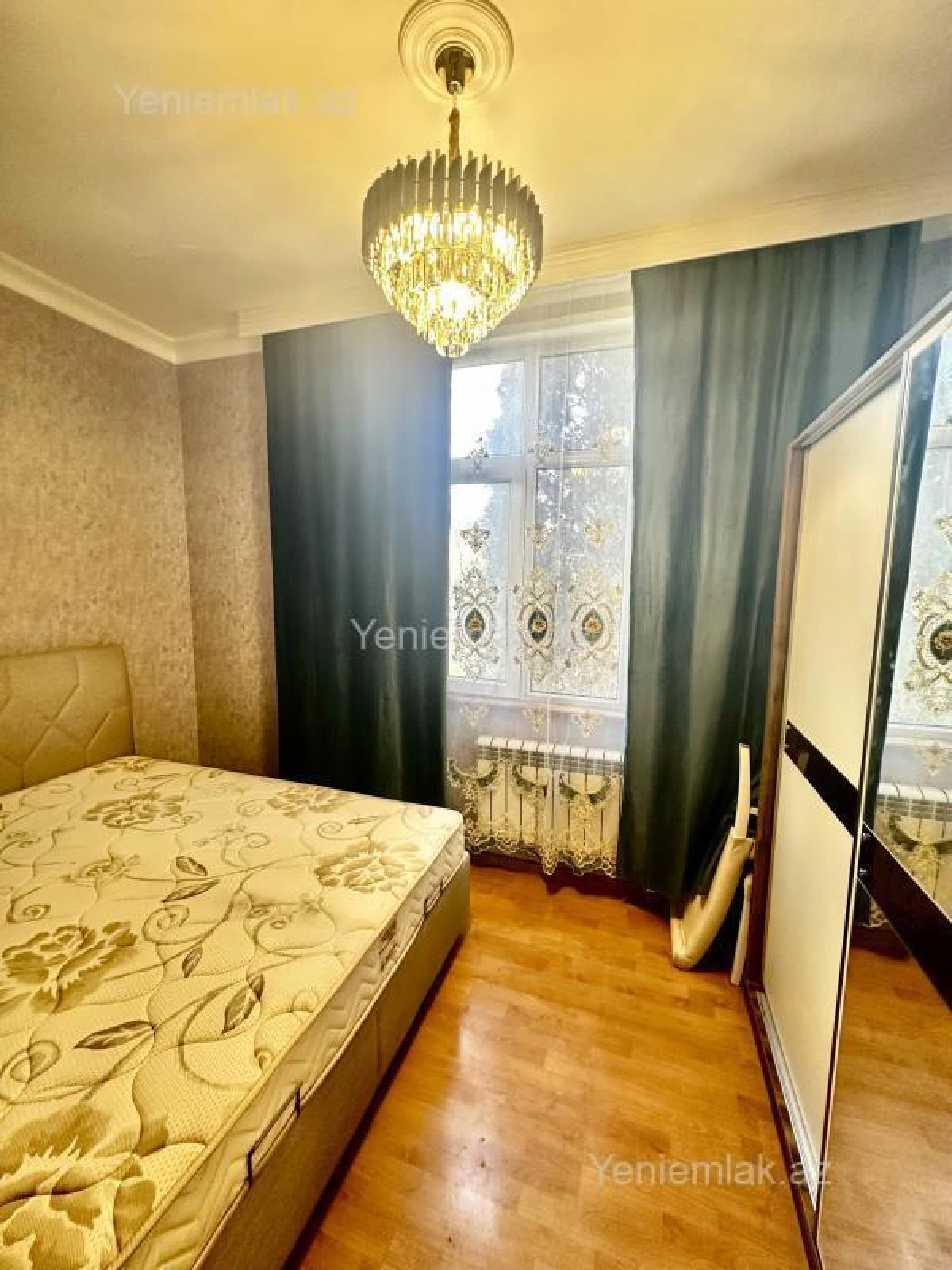 Satılır 2 otaqlı köhnə tikili 52 m²