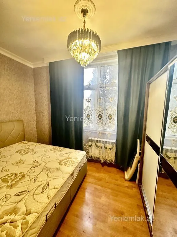 Satılır 2 otaqlı köhnə tikili 52 m²