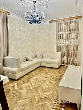 Satılır 2 otaqlı köhnə tikili 52 m² — Bakı, Nizami 2 otaq 52.00 m²