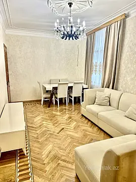 Satılır 2 otaqlı köhnə tikili 52 m²