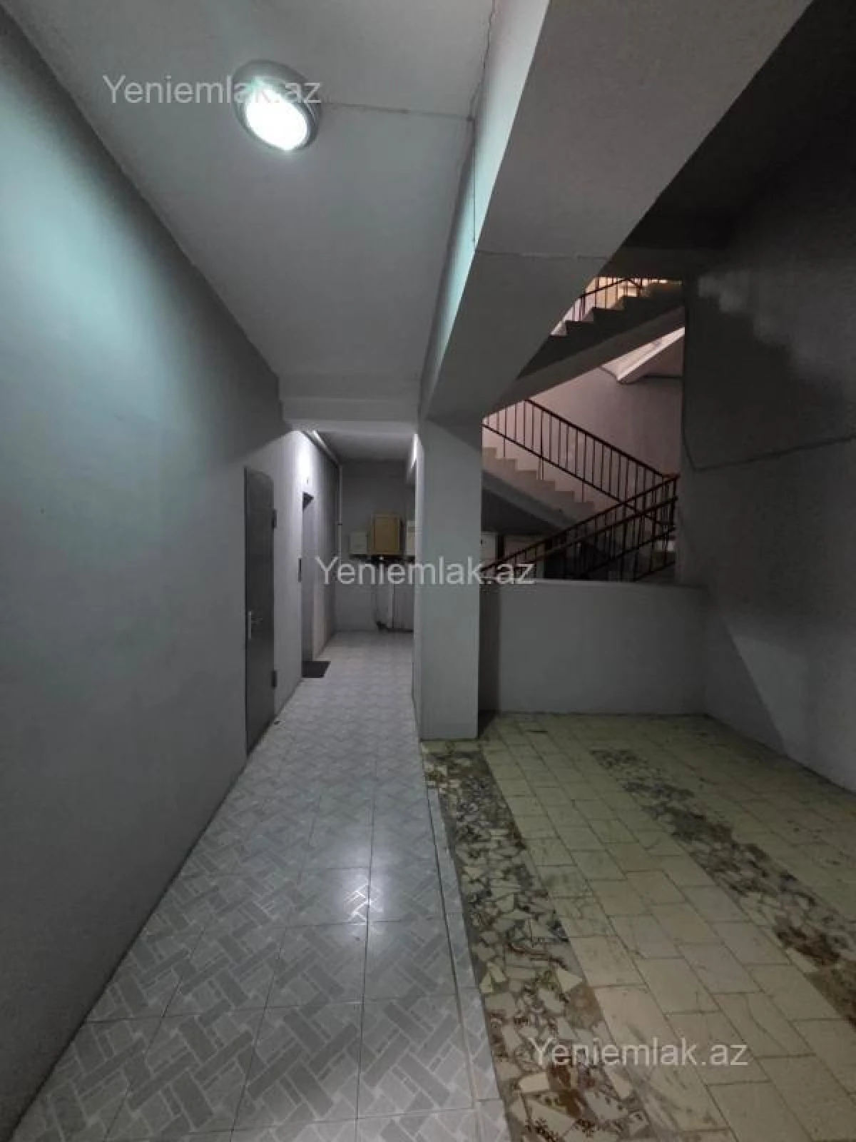Satılır 4 otaqlı köhnə tikili 120 m²