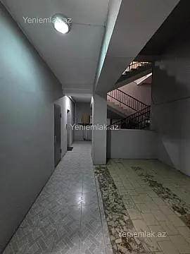 Satılır 4 otaqlı köhnə tikili 120 m²