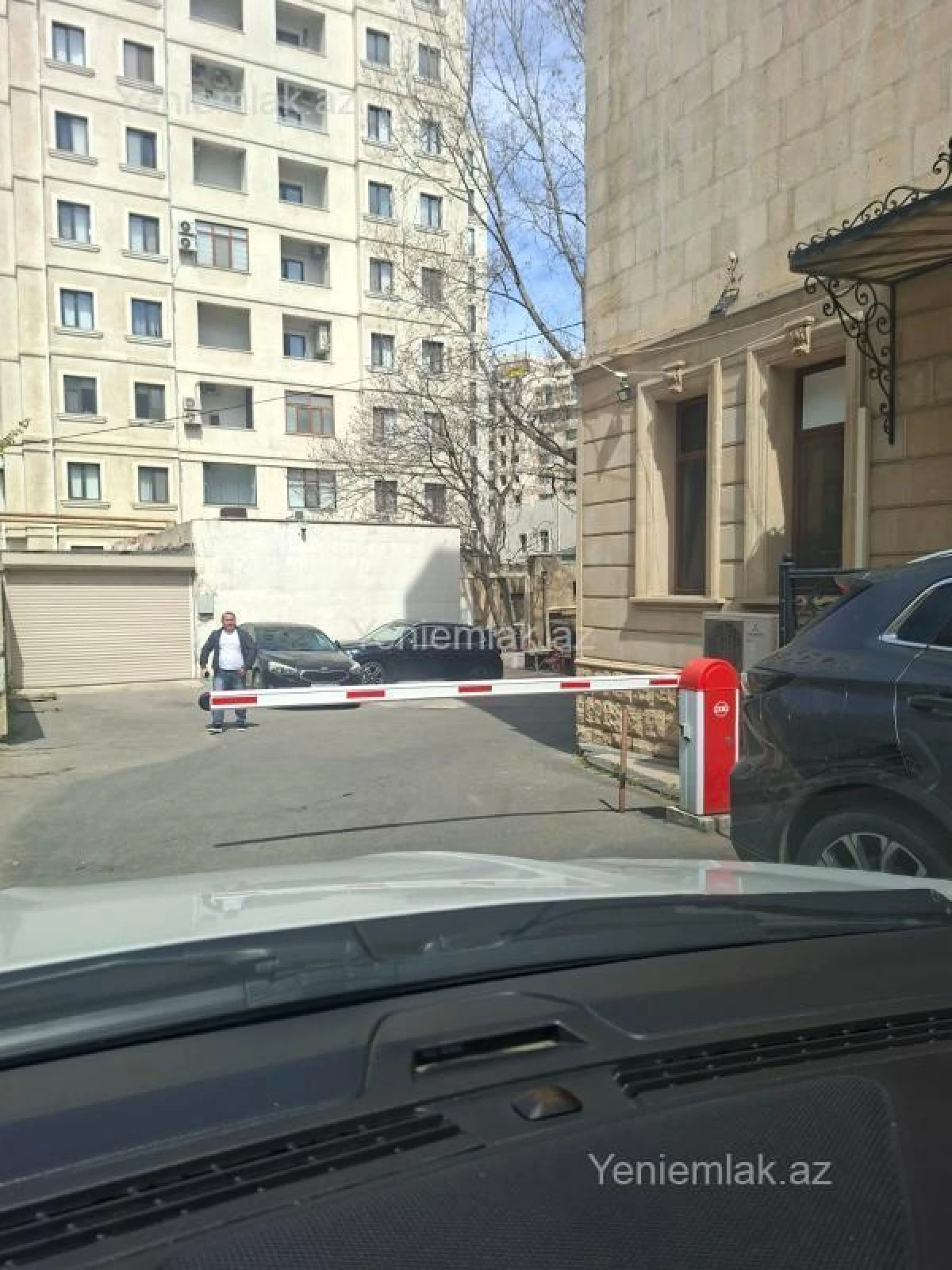 Satılır 4 otaqlı köhnə tikili 120 m²