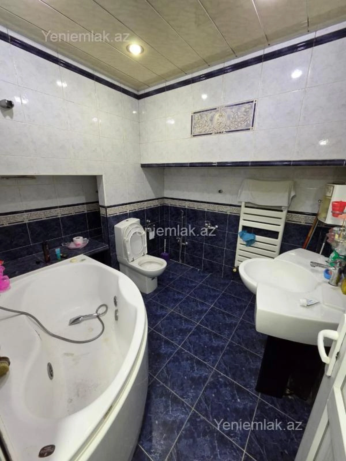 Satılır 4 otaqlı köhnə tikili 120 m²