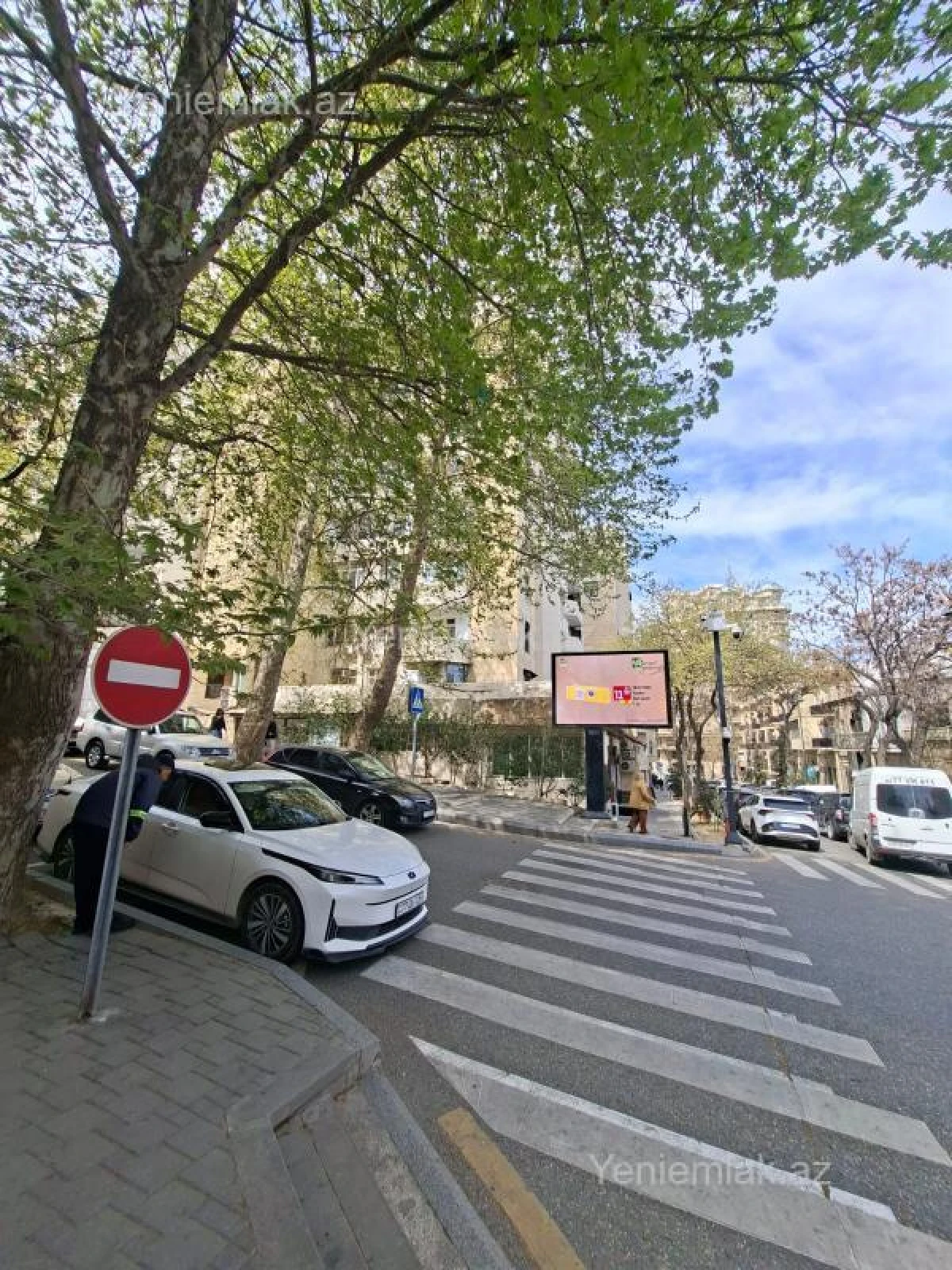 Satılır 4 otaqlı köhnə tikili 120 m²