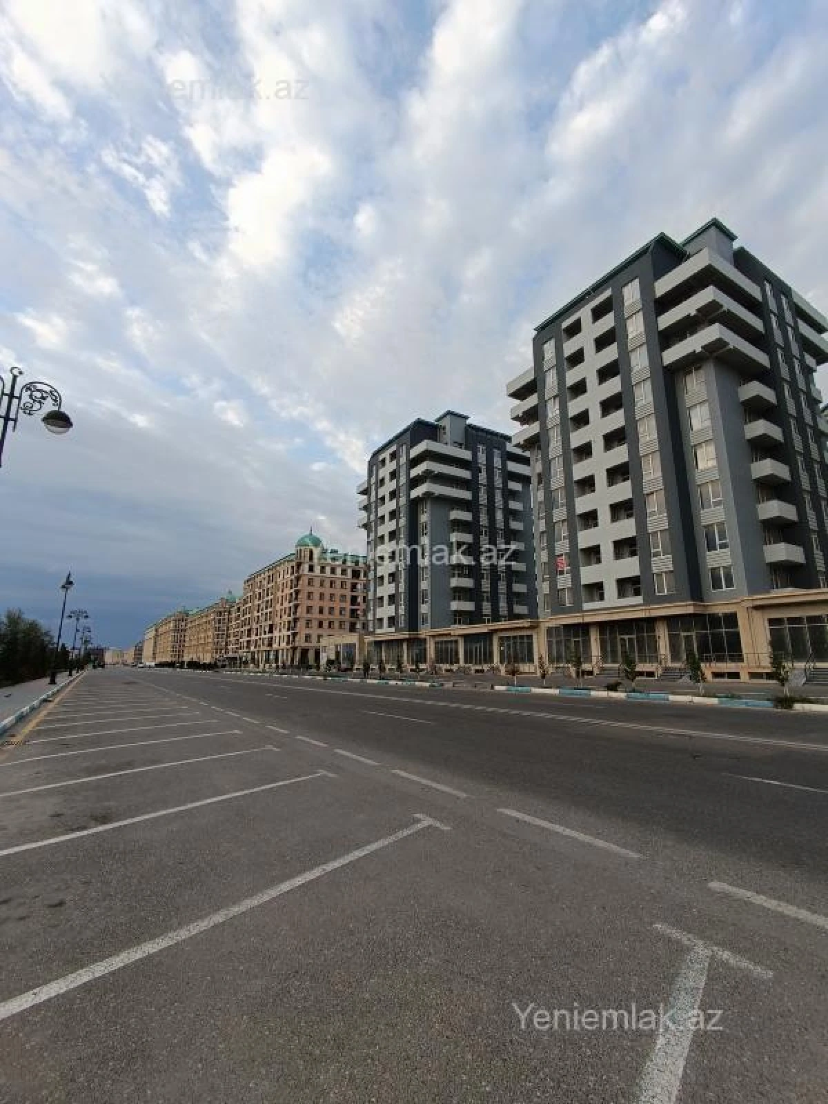 Satılır 2 otaqlı yeni tikili 72 m²