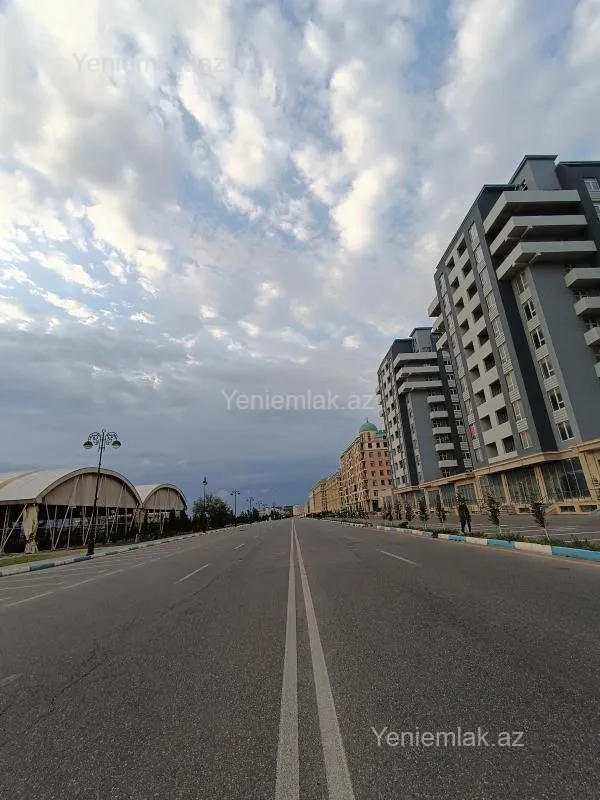 Satılır 2 otaqlı yeni tikili 72 m²