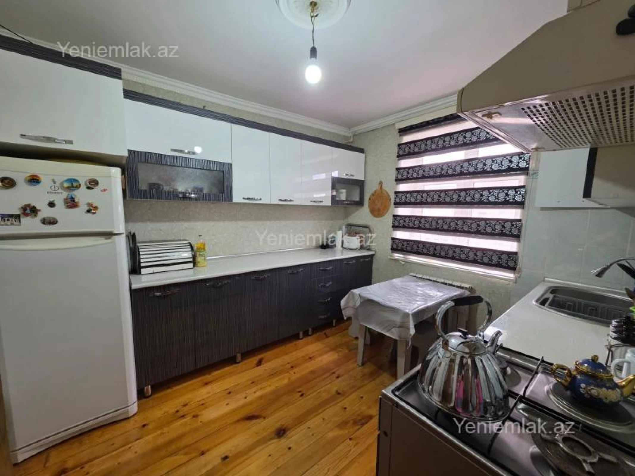 Satılır 3 otaqlı köhnə tikili 88 m²