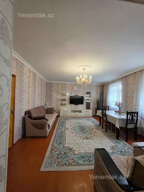Satılır 3 otaqlı köhnə tikili 88 m²