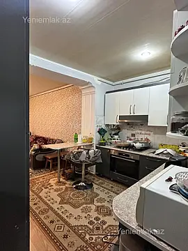 Satılır 2 otaqlı köhnə tikili 68 m²
