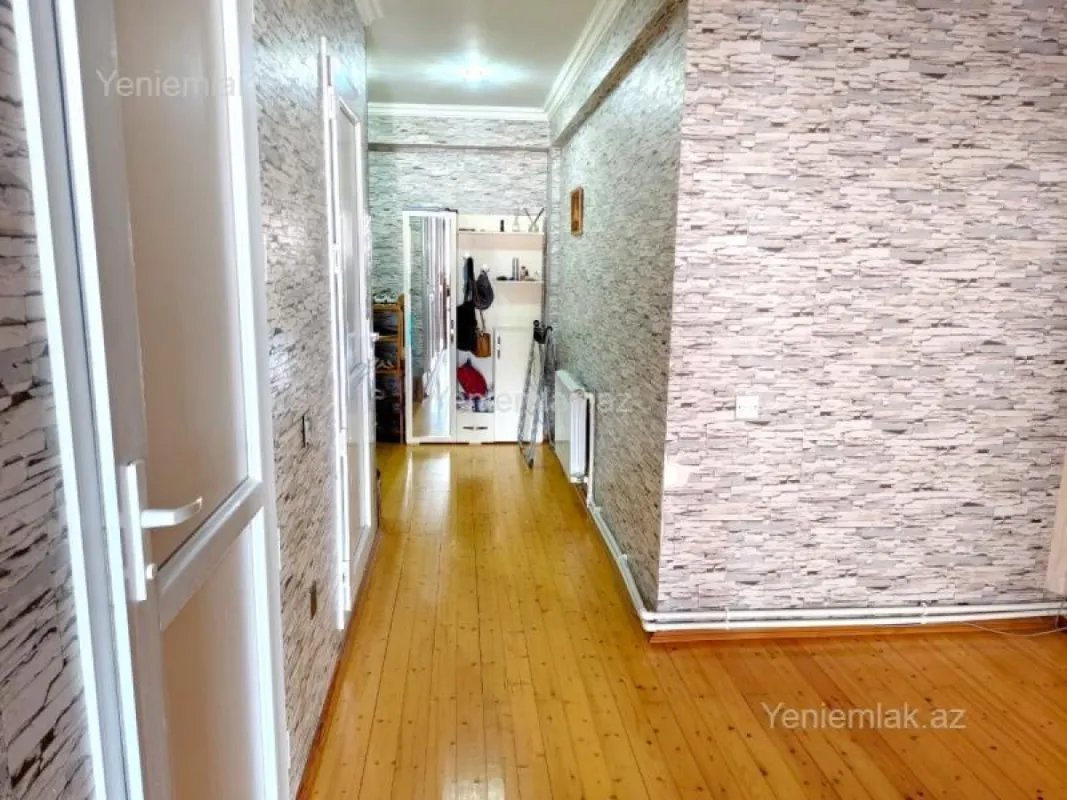 Satılır 3 otaqlı yeni tikili 98 m²