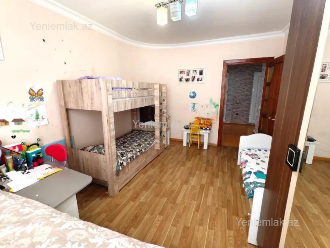 Satılır 3 otaqlı yeni tikili 98 m²