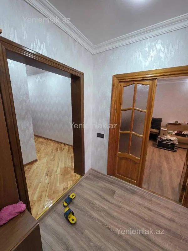 Satılır 2 otaqlı köhnə tikili 57 m²