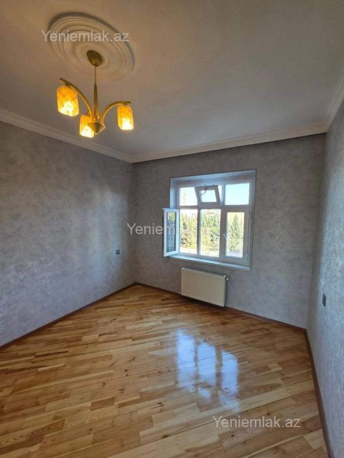 Satılır 2 otaqlı köhnə tikili 57 m²