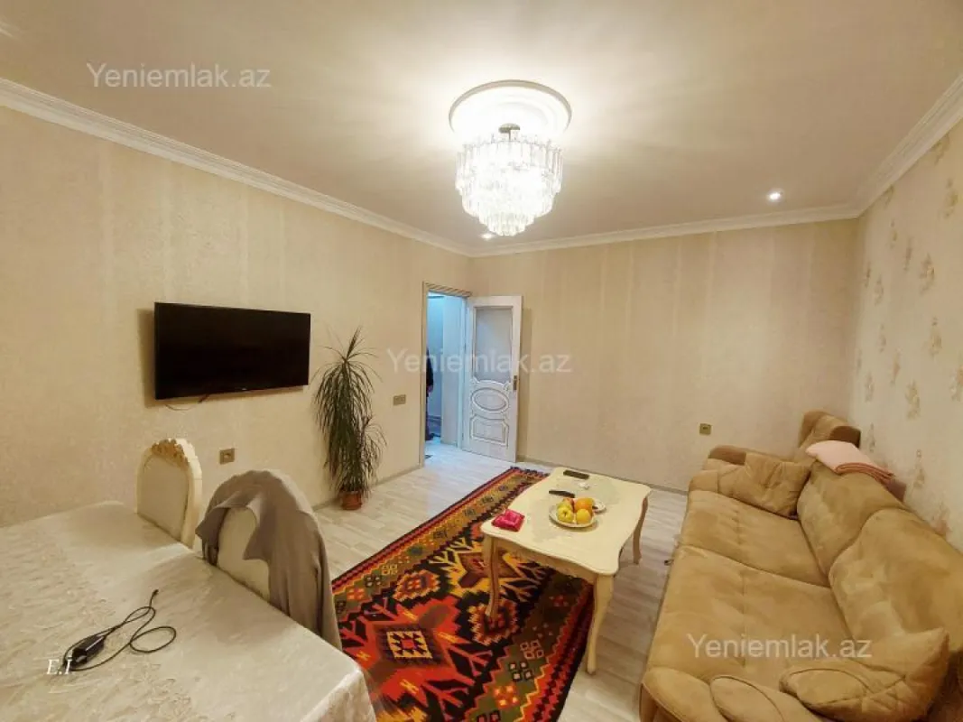 Satılır 3 otaqlı köhnə tikili 70 m²