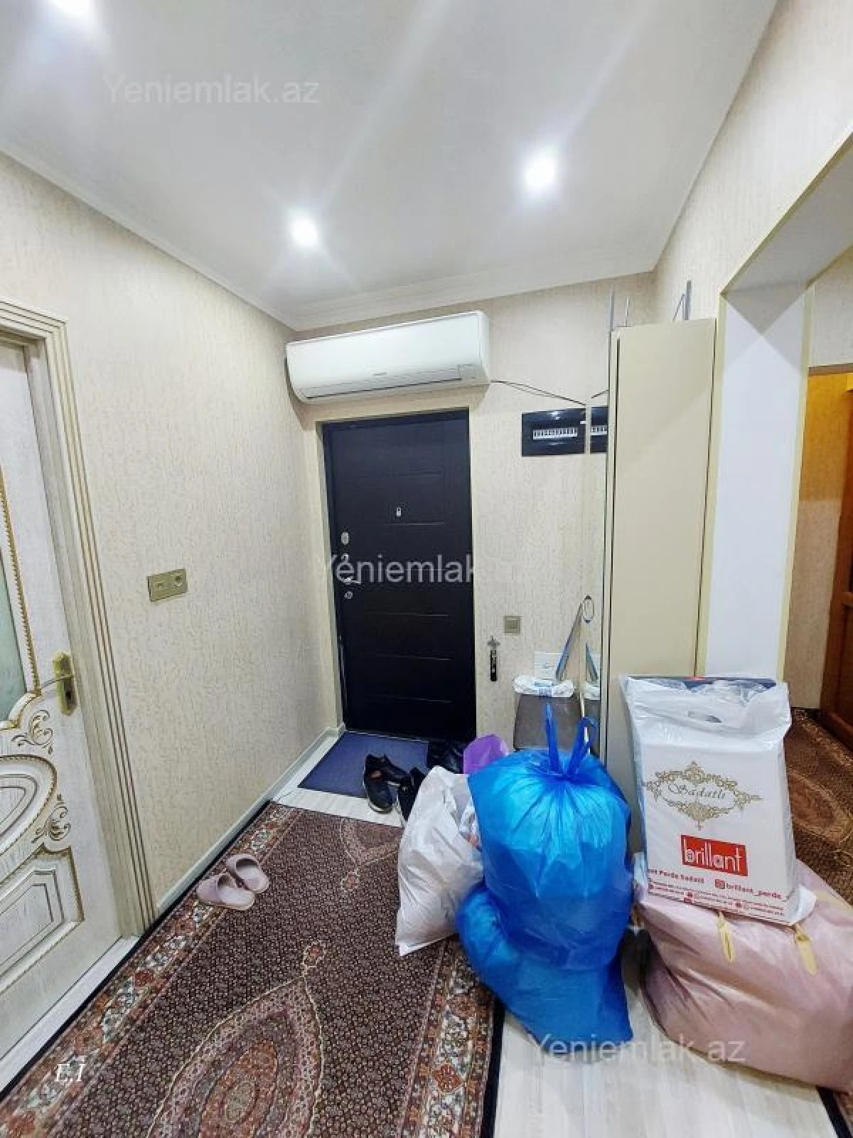 Satılır 3 otaqlı köhnə tikili 70 m²