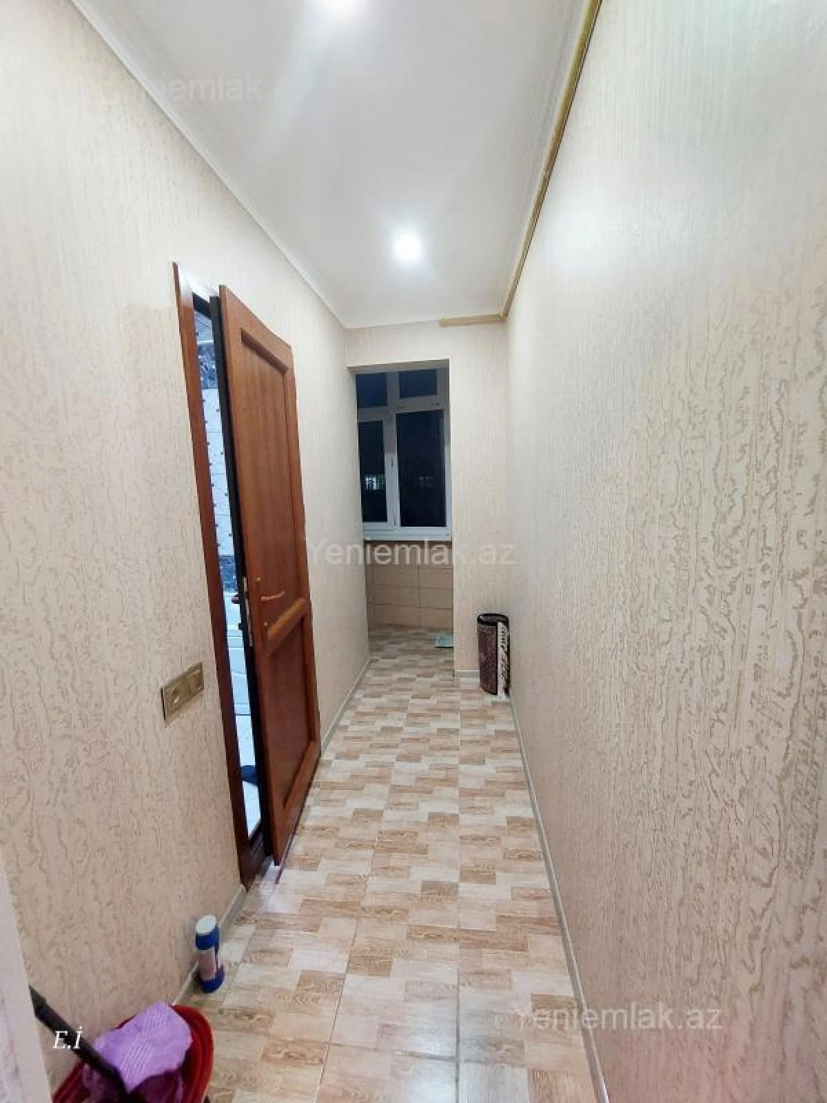 Satılır 3 otaqlı köhnə tikili 70 m²