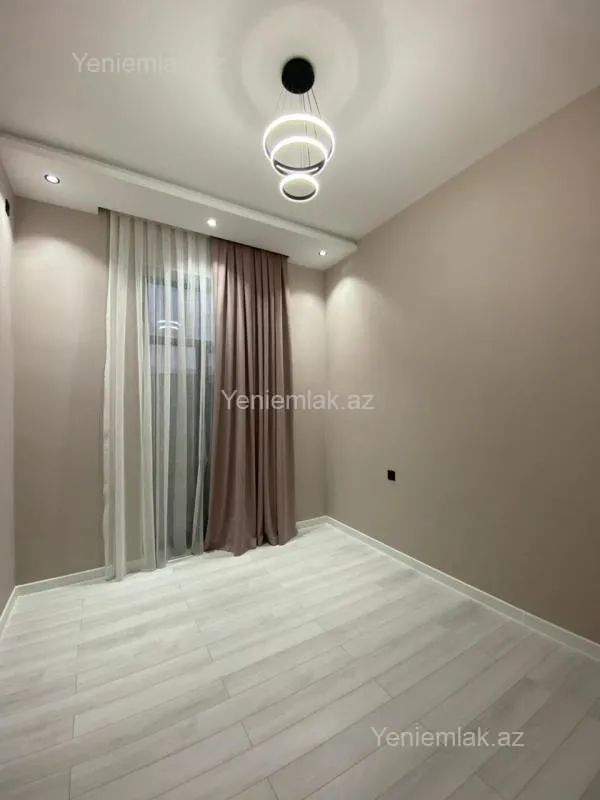 Satılır 4 otaqlı həyət evi 150 m²
