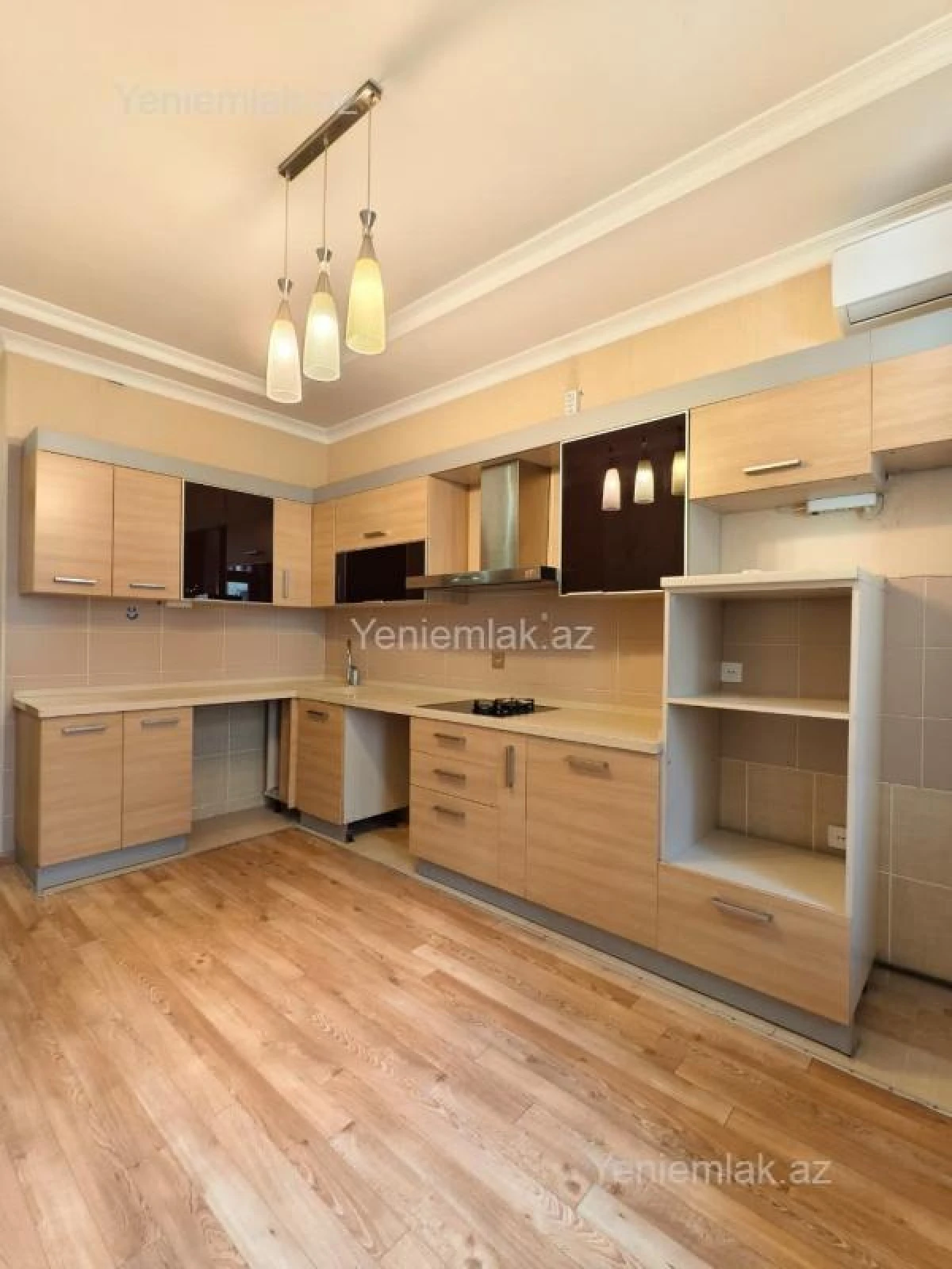 Satılır 3 otaqlı yeni tikili 115 m²