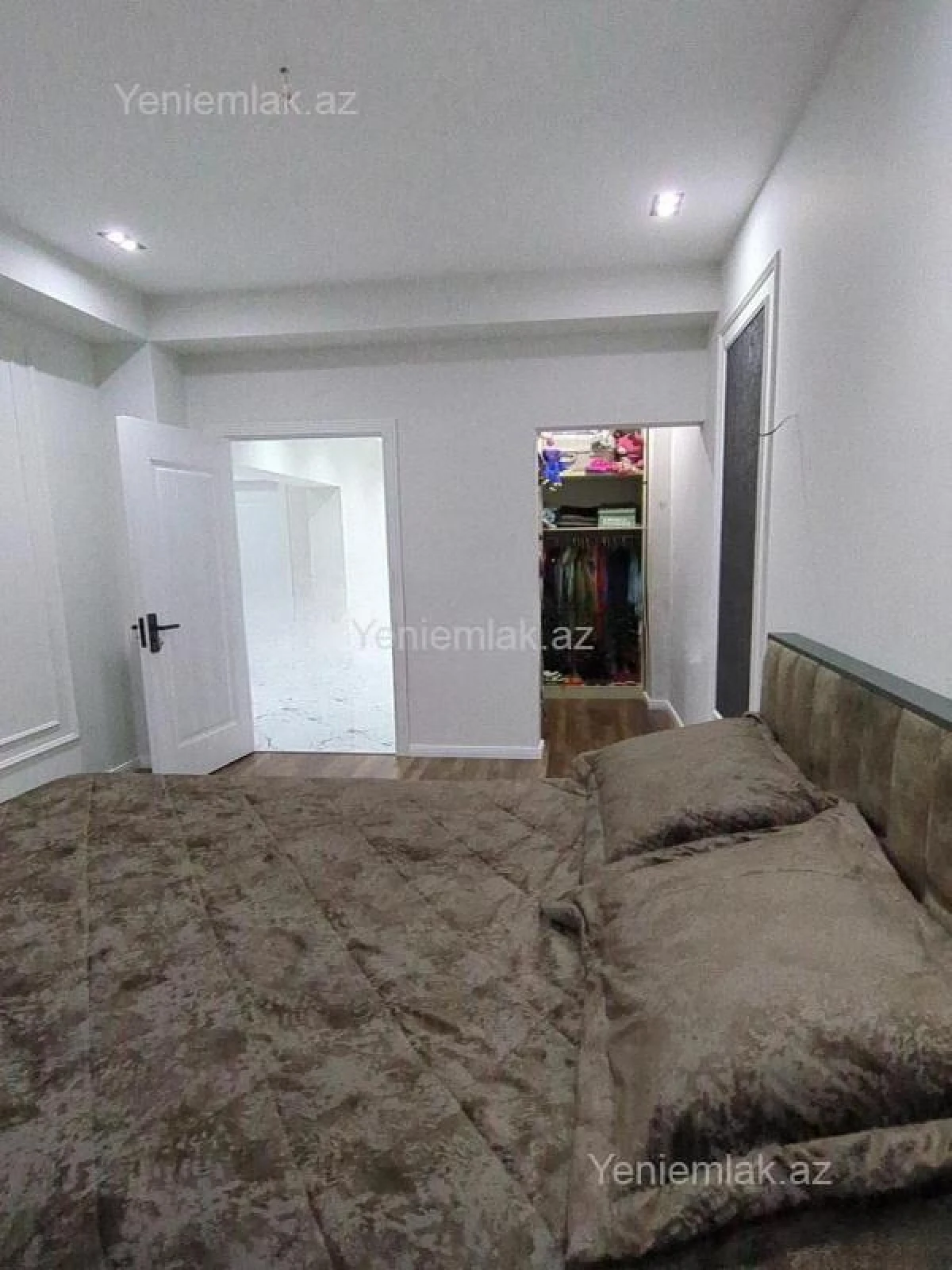 Satılır 3 otaqlı yeni tikili 110 m²