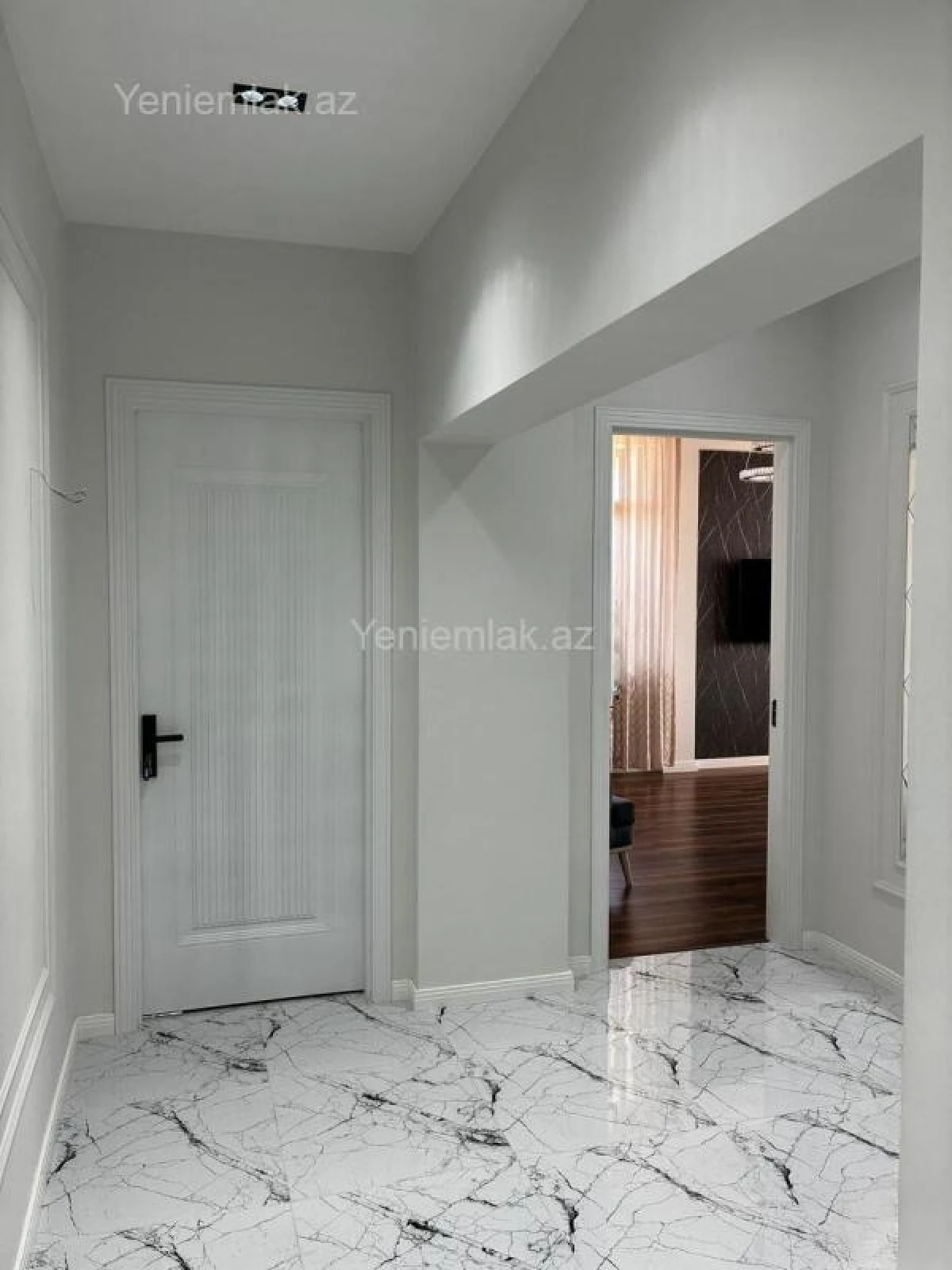 Satılır 3 otaqlı yeni tikili 110 m²