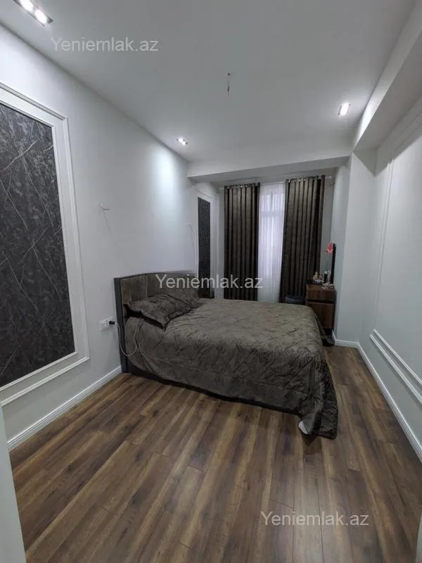 Satılır 3 otaqlı yeni tikili 110 m²