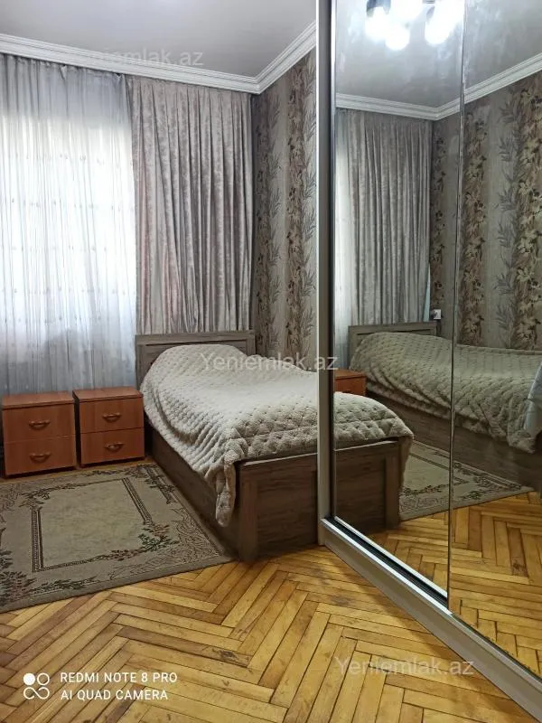 Satılır 2 otaqlı köhnə tikili 65 m²