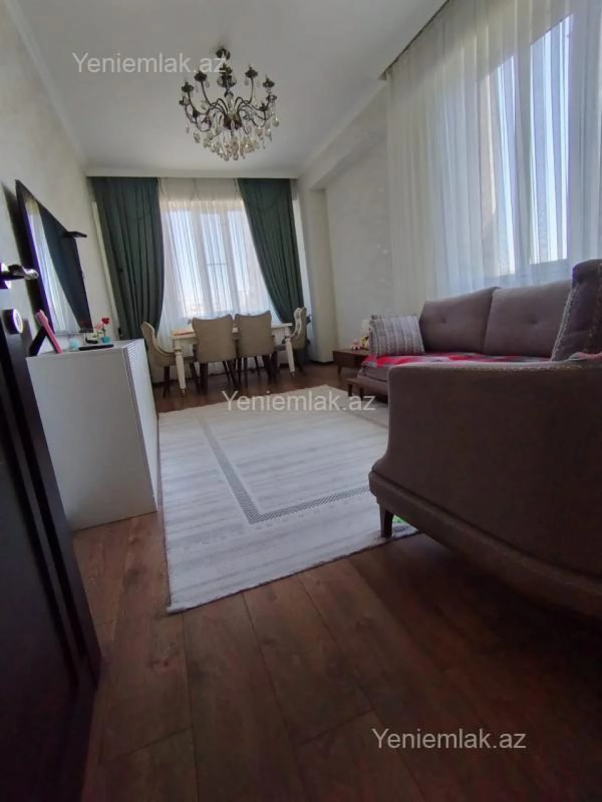 Satılır 3 otaqlı yeni tikili 85 m²