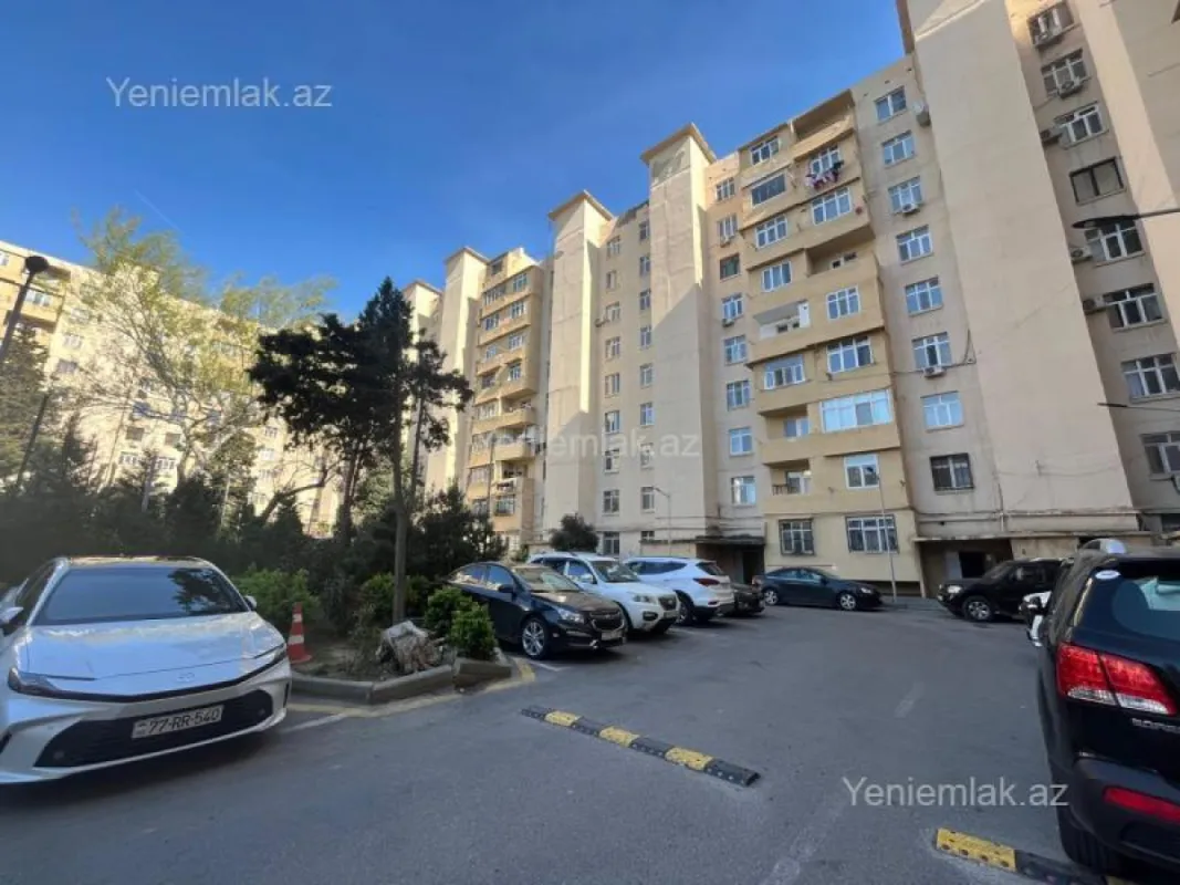 Satılır 2 otaqlı köhnə tikili 50 m²