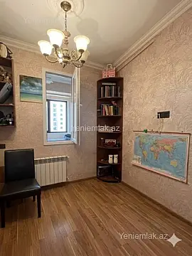 Satılır 2 otaqlı köhnə tikili 50 m²