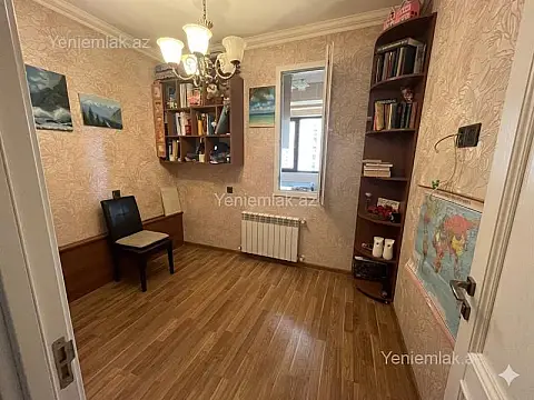 Satılır 2 otaqlı köhnə tikili 50 m²