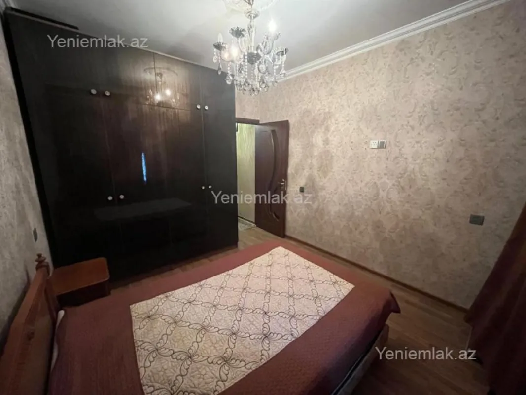 Satılır 2 otaqlı köhnə tikili 50 m²