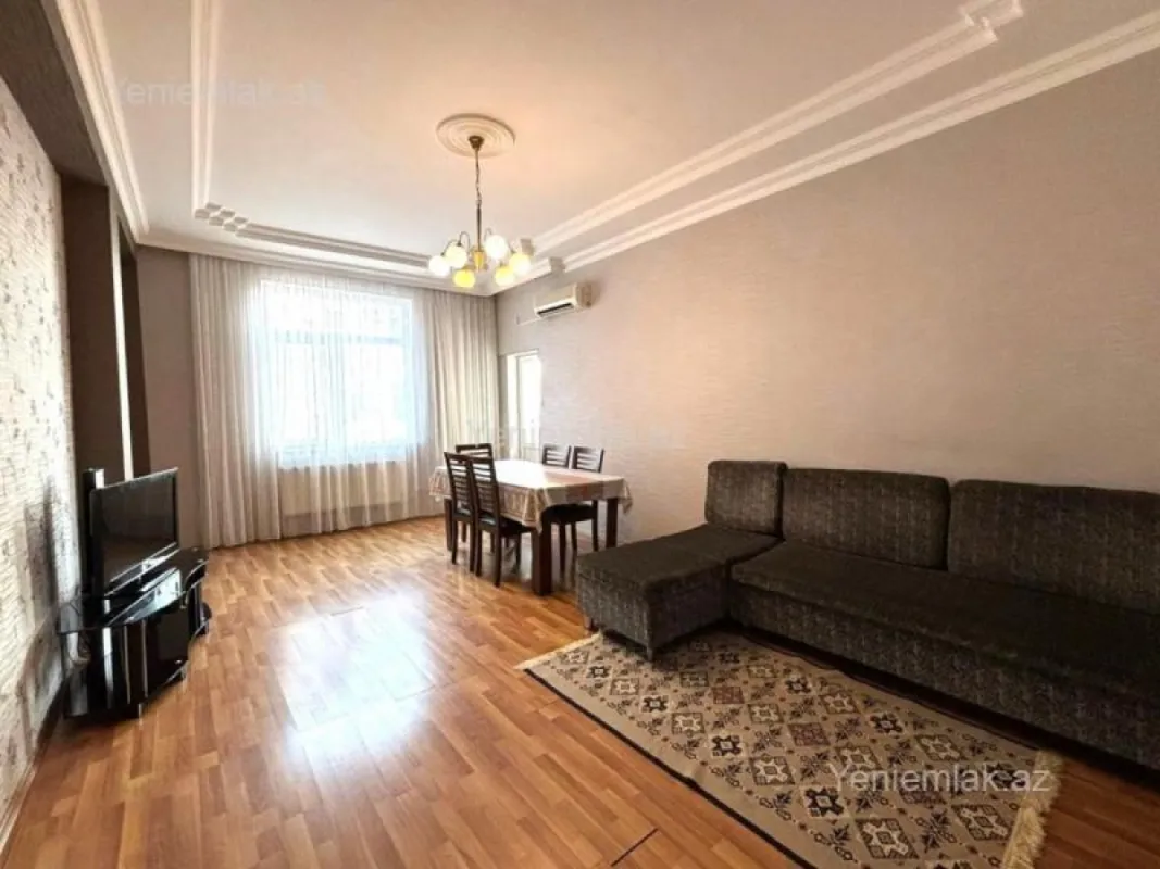 Satılır 3 otaqlı yeni tikili 110 m²